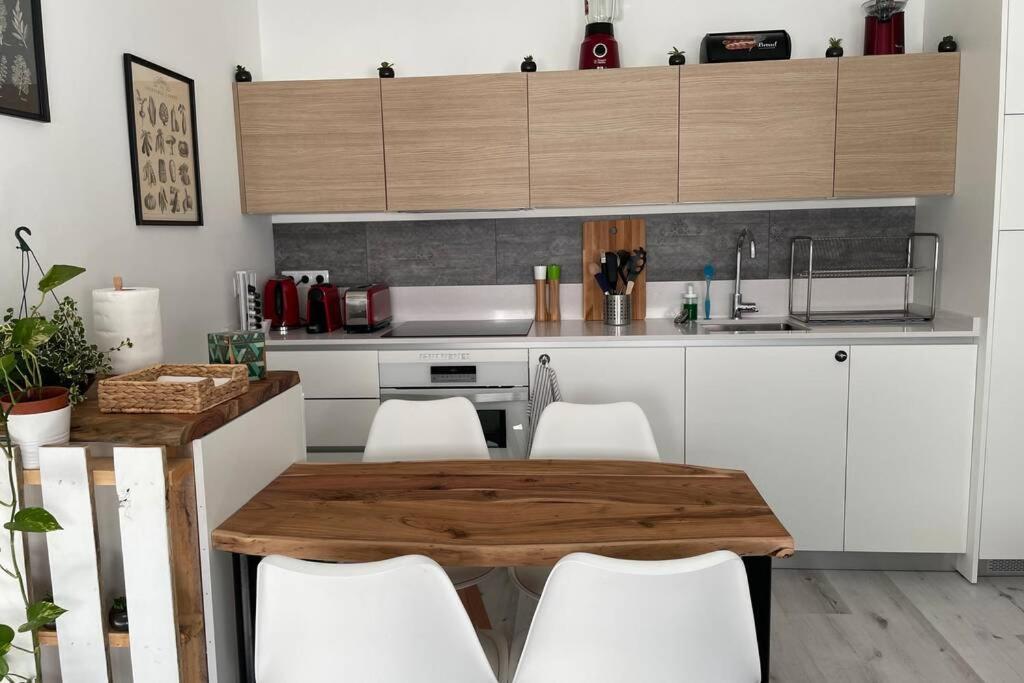 Apartamento De Lujo Con Piscina En طريفة المظهر الخارجي الصورة