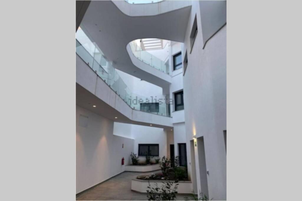 Apartamento De Lujo Con Piscina En طريفة المظهر الخارجي الصورة